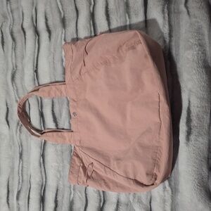 Lululemon side cinch bag